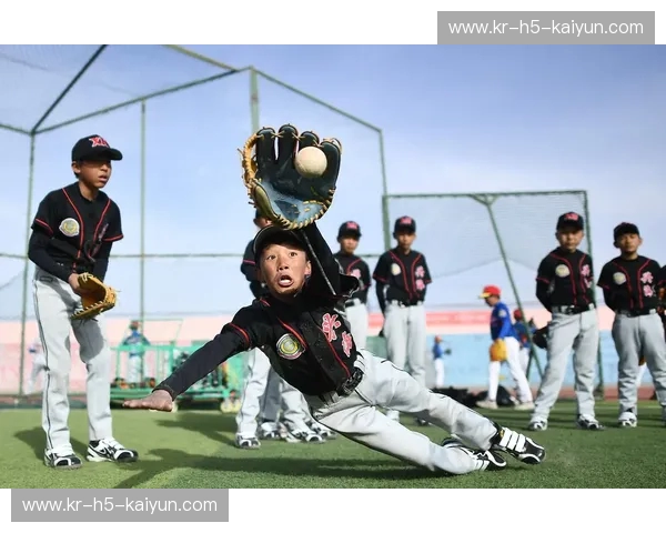 走进棒球体育馆：城市心跳的新地标